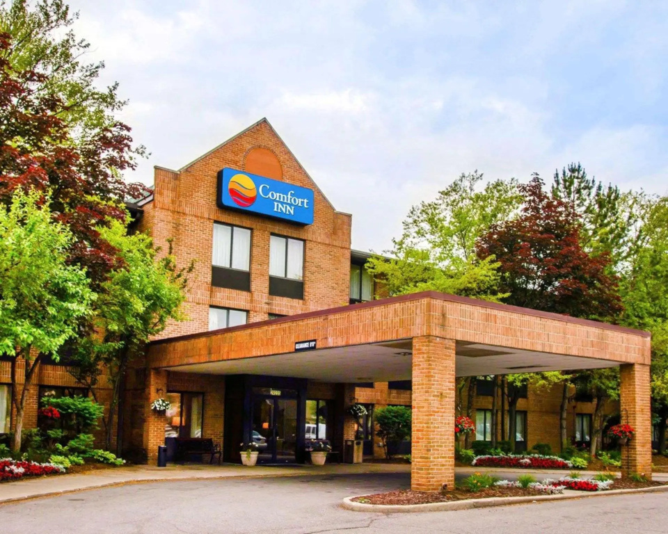 photo 1 of Wingate by Wyndham Livonia