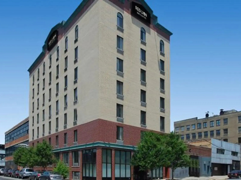 photo 1 of Crescent Hotel