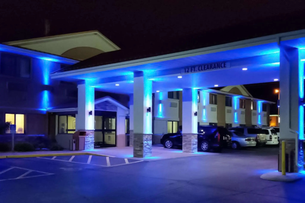 photo 1 of Comfort Inn Moline - Quad Cities