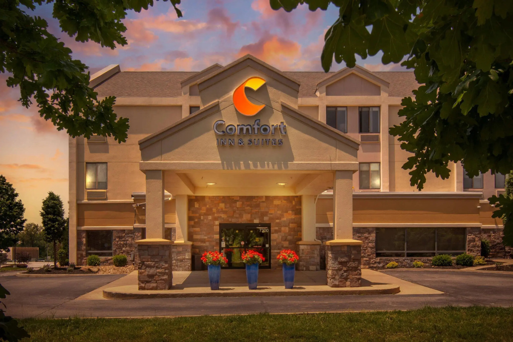 photo 1 of Comfort Inn & Suites Kansas City - Northeast