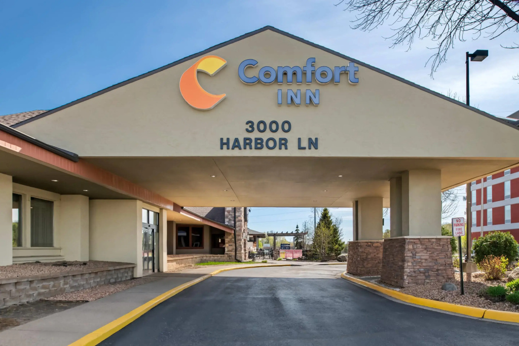 photo 1 of Comfort Inn Plymouth - Minneapolis