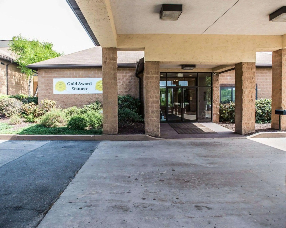 photo 1 of Comfort Inn Pocono Lakes Region