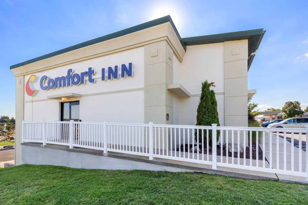 photo 1 of Comfort Inn Somerset