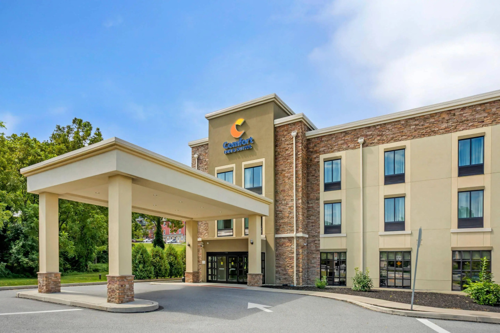photo 1 of Comfort Inn & Suites Gap Amish Country
