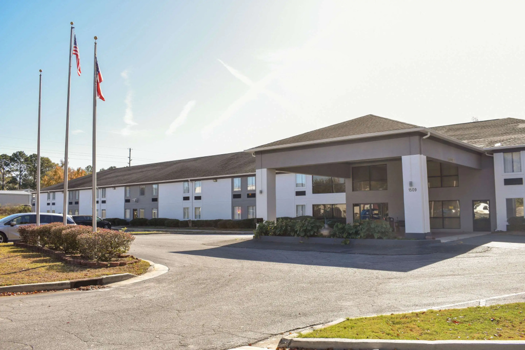photo 1 of Clarion Pointe Vidalia - Lyons West