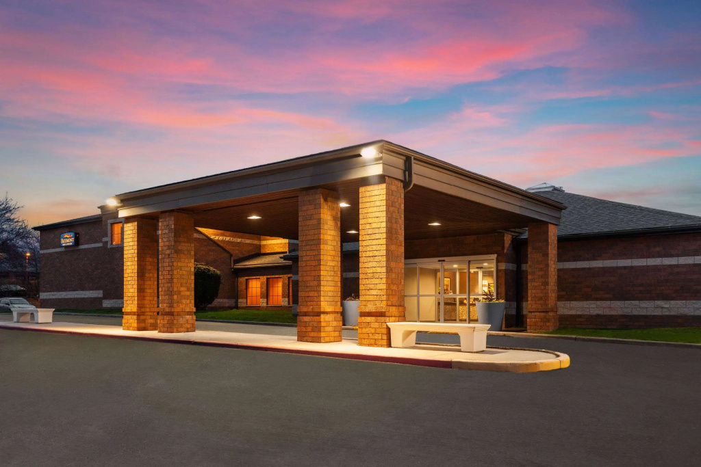 photo 1 of Baymont by Wyndham Copley Akron