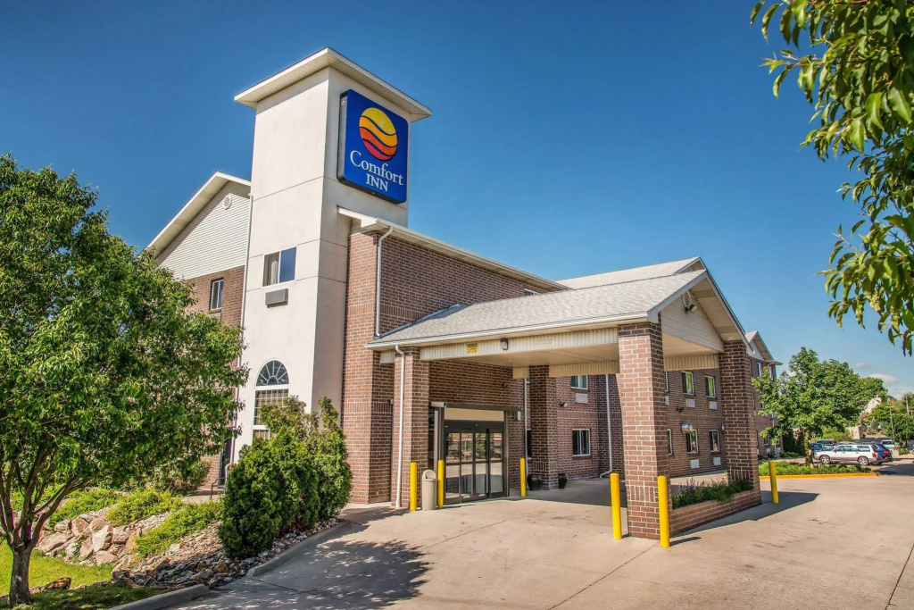 photo 1 of Comfort Inn Denver West Arvada Station