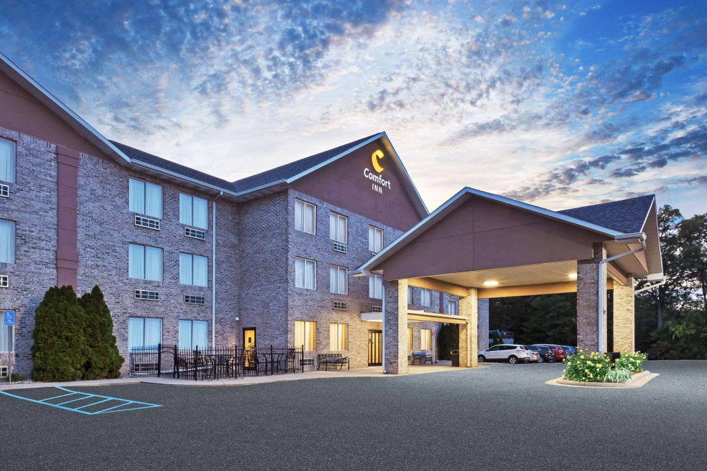 photo 1 of Comfort Inn Whitehall near Michigan's Adventure