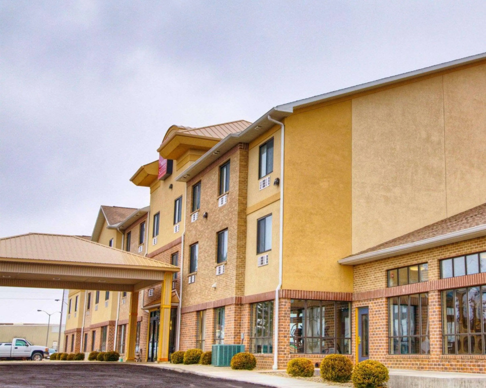 photo 1 of Comfort Suites Plymouth near US-30