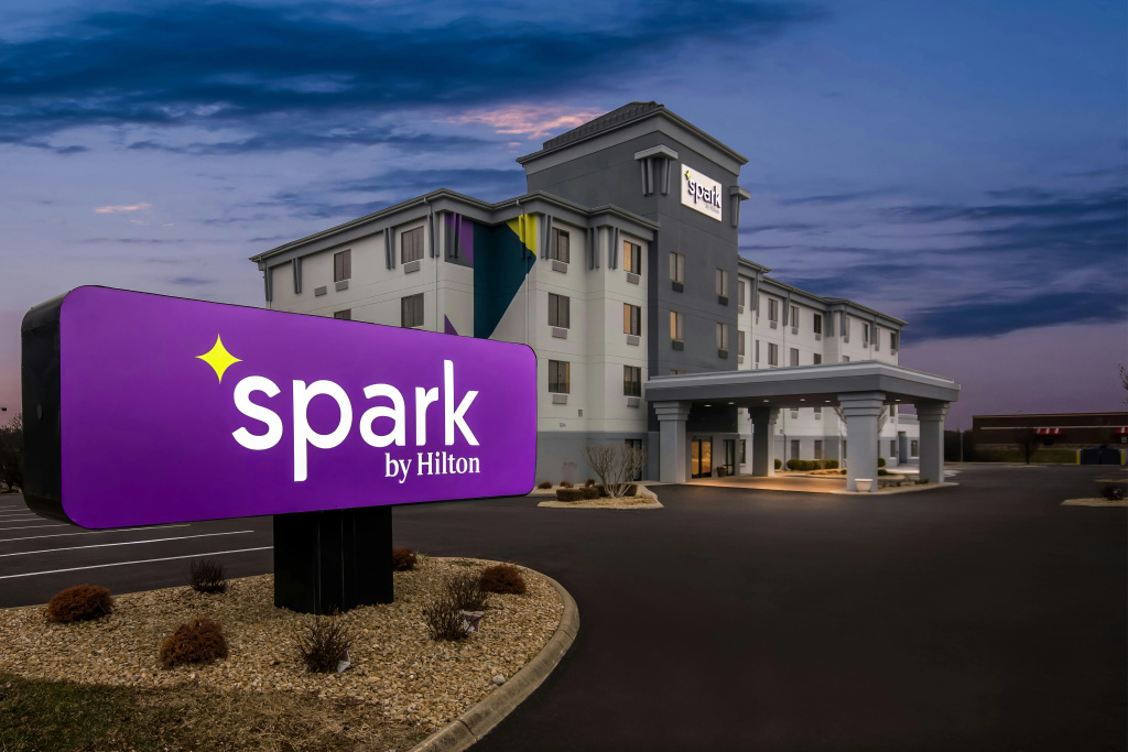 photo 1 of Comfort Suites Cincinnati