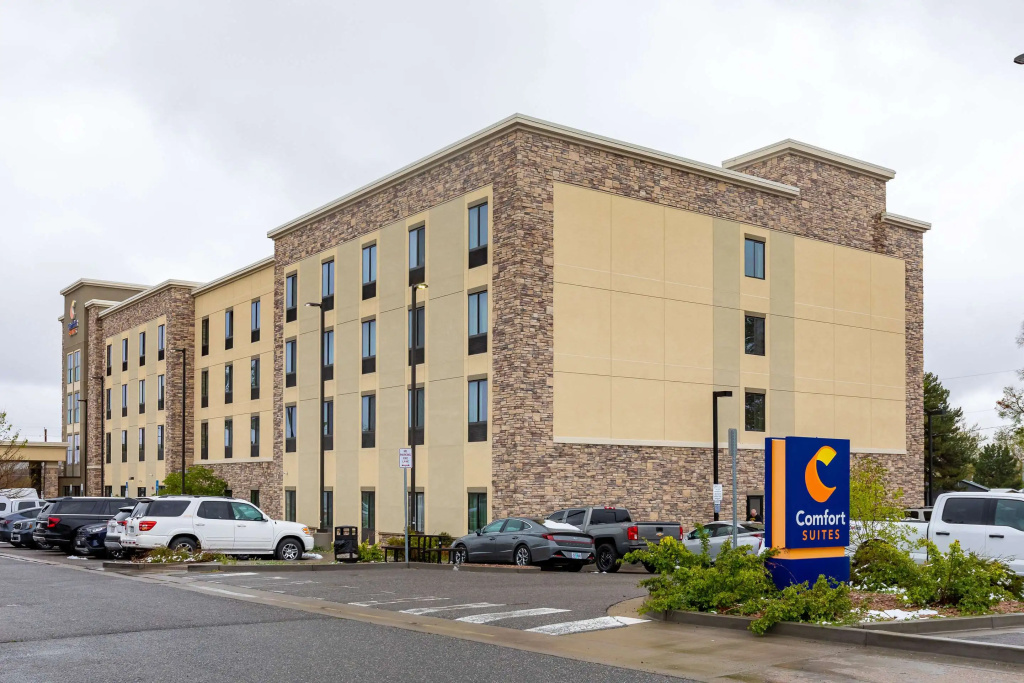 photo 1 of Comfort Suites Denver near Anschutz Medical Campus