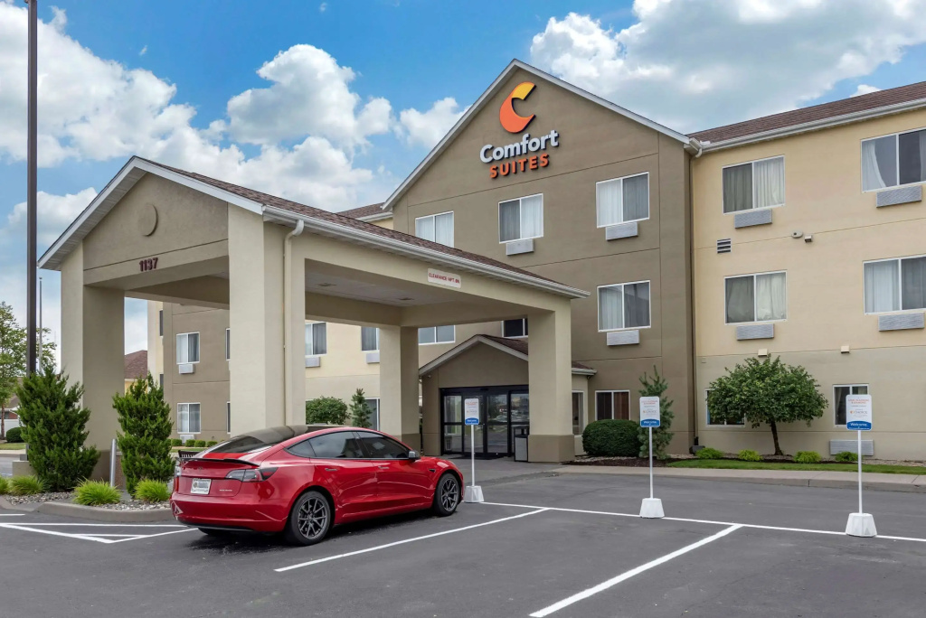 photo 1 of Comfort Suites Auburn near I-69