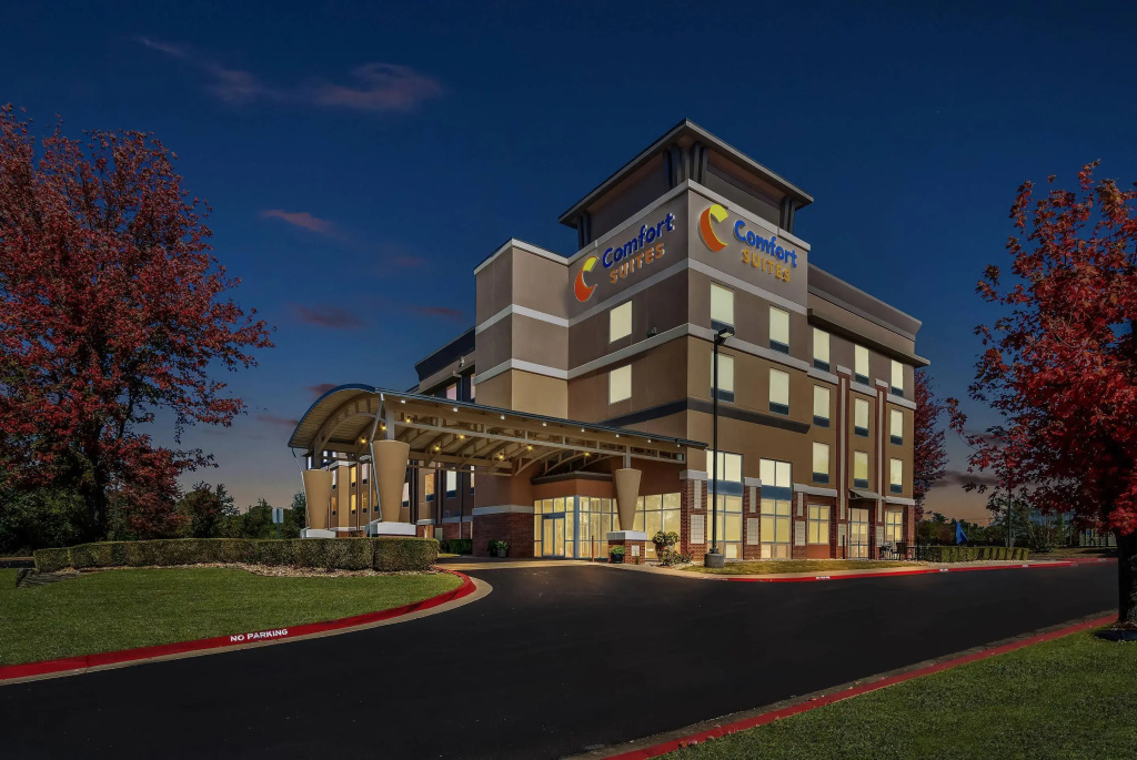 photo 1 of Comfort Suites Bentonville - Rogers