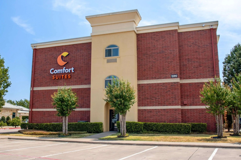 photo 1 of Comfort Suites McKinney - Allen