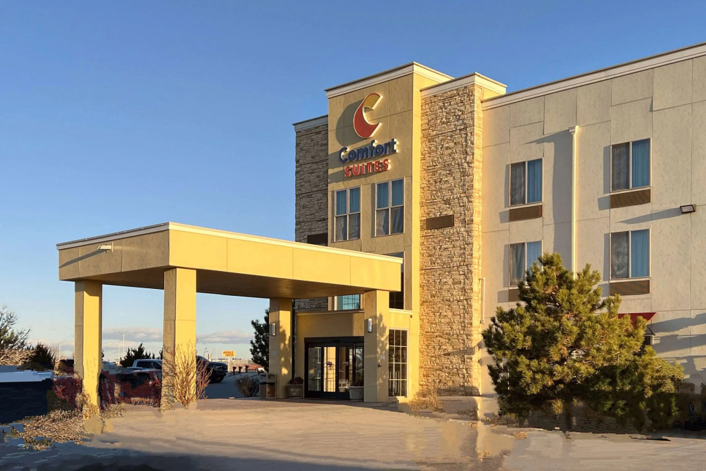 photo 1 of Comfort Suites Farmington