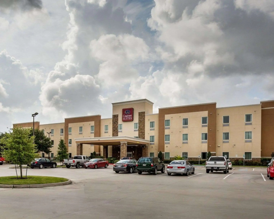 photo 1 of Comfort Suites at Katy Mills