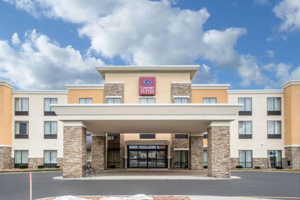 photo 1 of Cicero Grand - Syracuse North
