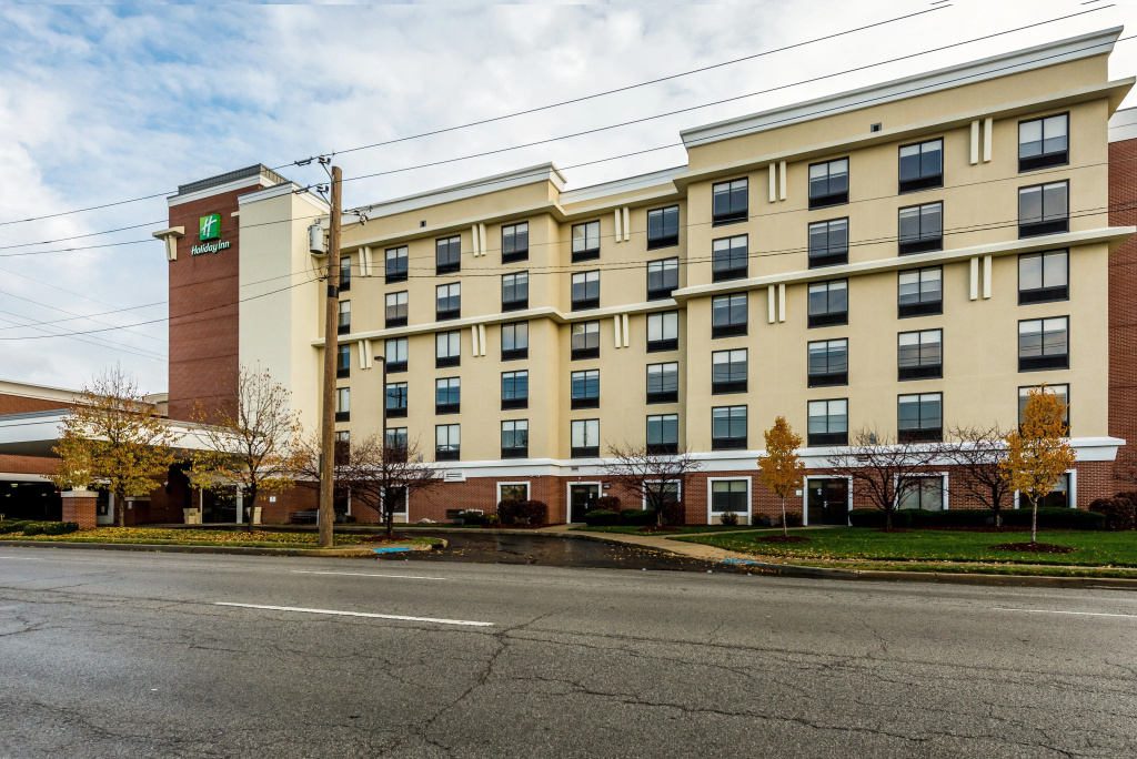 photo 1 of Holiday Inn Indianapolis Downtown by IHG