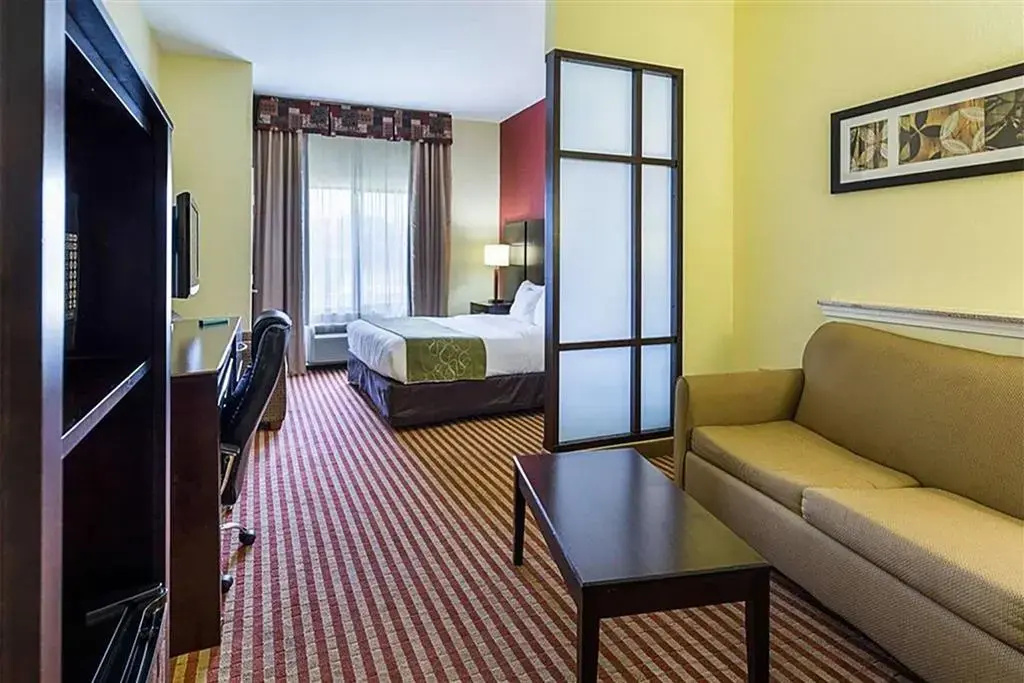 photo 1 of Days Inn & Suites by Wyndham Houston / West Energy Corridor