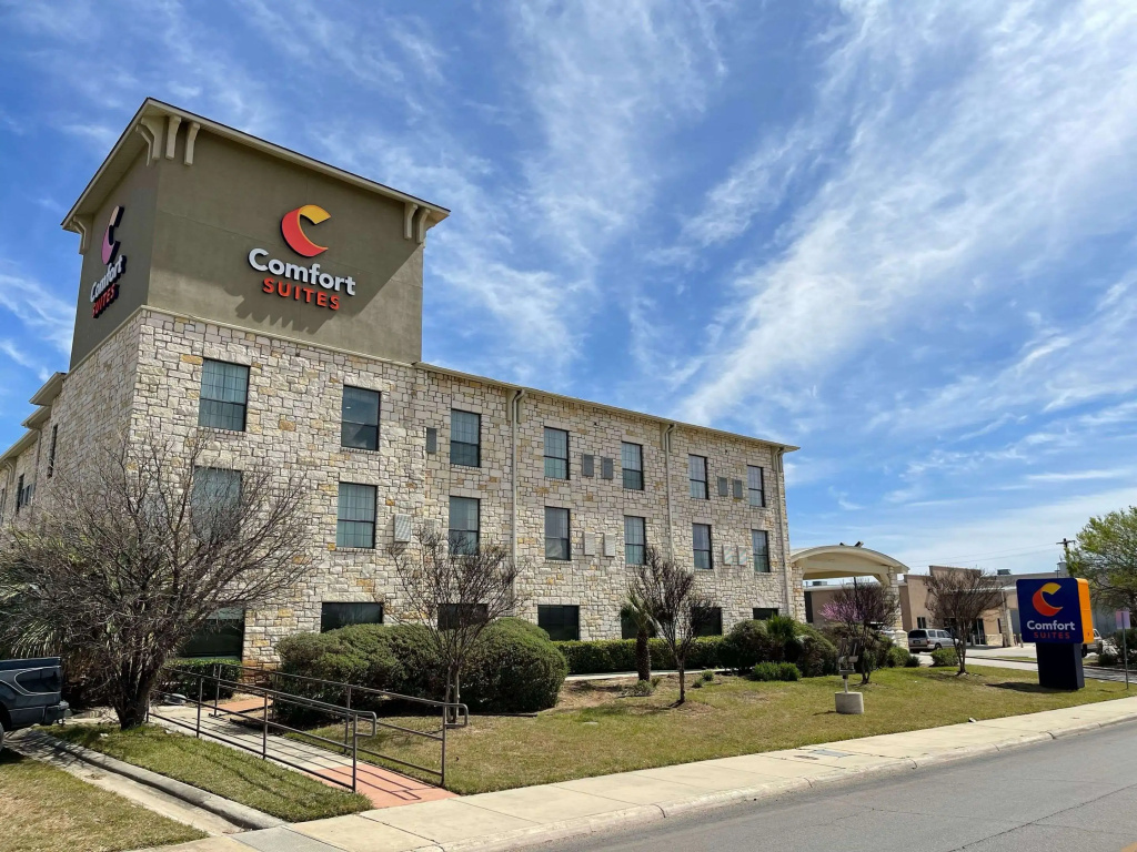 photo 1 of Comfort Suites Seaworld - Lackland AFB