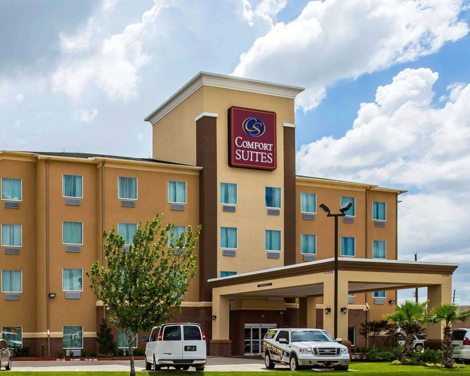 photo 1 of Comfort Suites Northwest - Cy - Fair