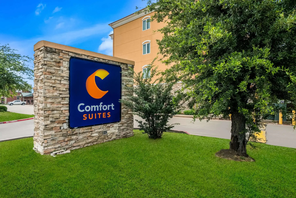 photo 1 of Comfort Suites Plano - Dallas North