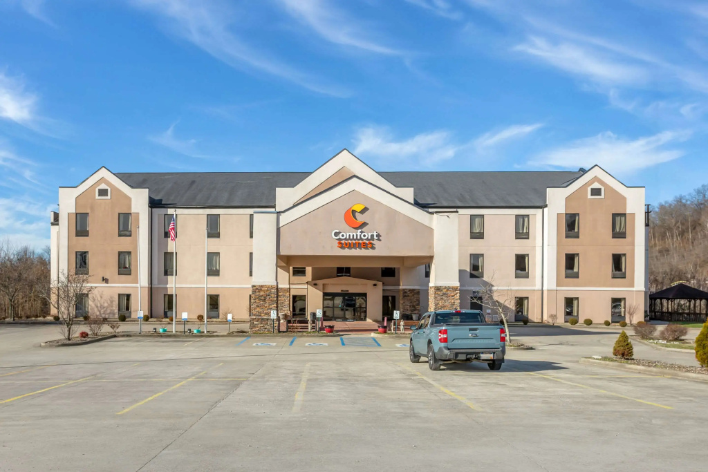 photo 1 of Comfort Suites South Point - Huntington