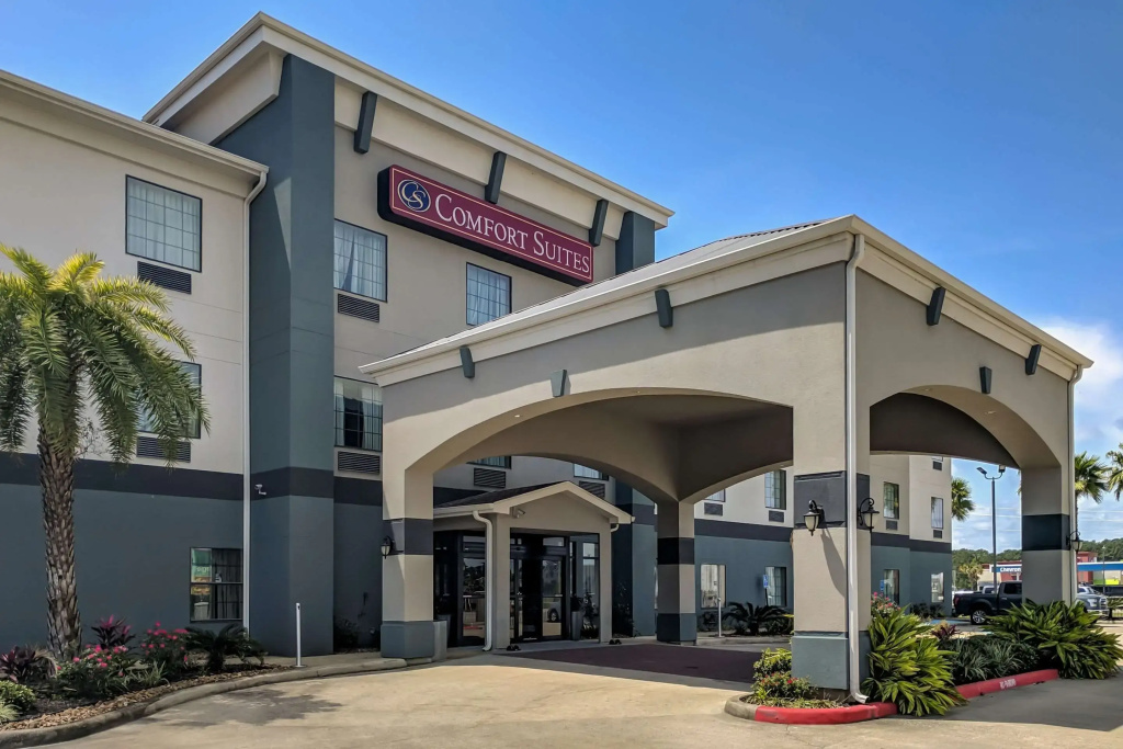 photo 1 of Comfort Suites Sulphur - Lake Charles