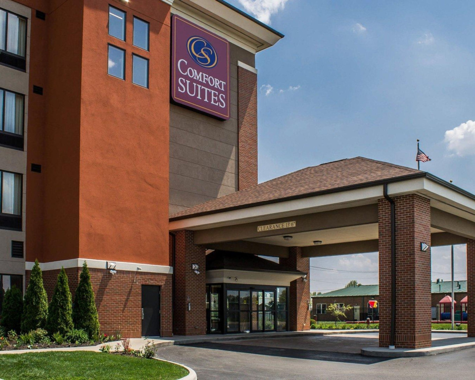 photo 1 of Comfort Suites Troy-I75