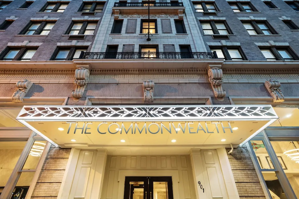 photo 1 of Commonwealth Park Suites Hotel