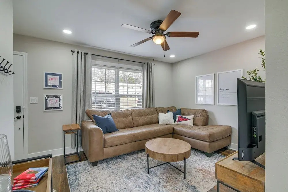 photo 1 of Condo w/ Pool: Walk to University of Mississippi!
