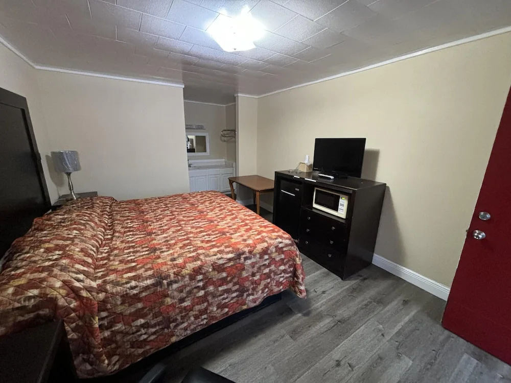 photo 1 of Cook's Motel- Panama City Beach