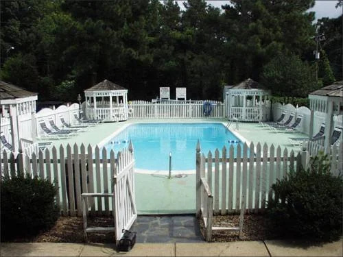 photo 1 of 威廉斯堡康特利哈斯套房酒店(Country Hearth Inn & Suites Williamsburg)