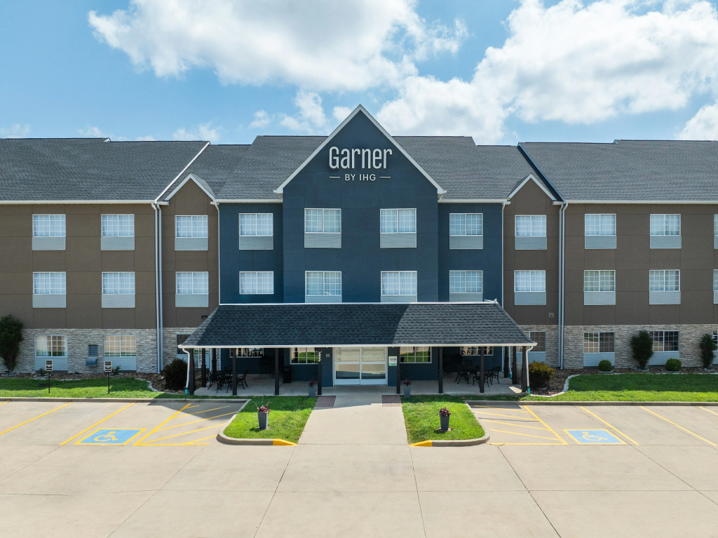 photo 1 of Garner Hotel Decatur - Forsyth by IHG