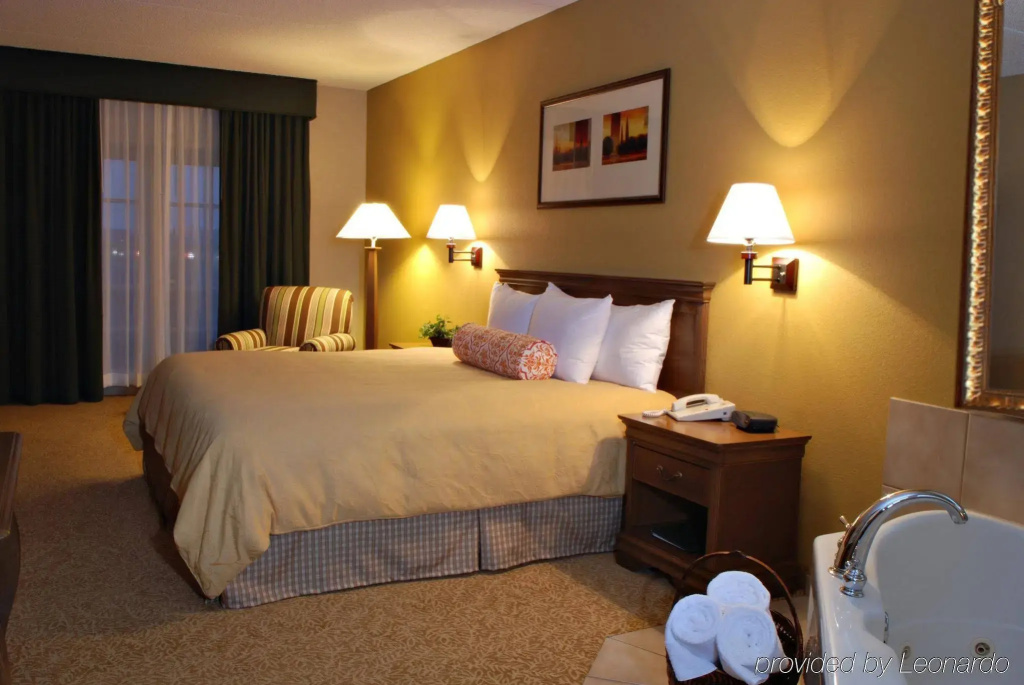 photo 1 of Country Inn & Suites by Carlson Deer Valley