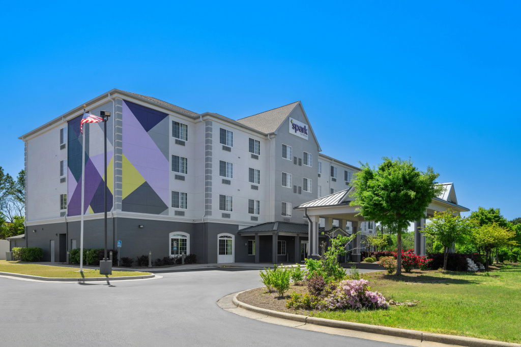 photo 1 of Spark by Hilton Homewood Birmingham