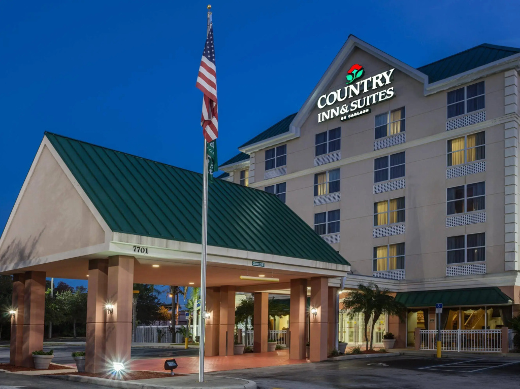 photo 1 of Spark by Hilton Orlando Universal Blvd