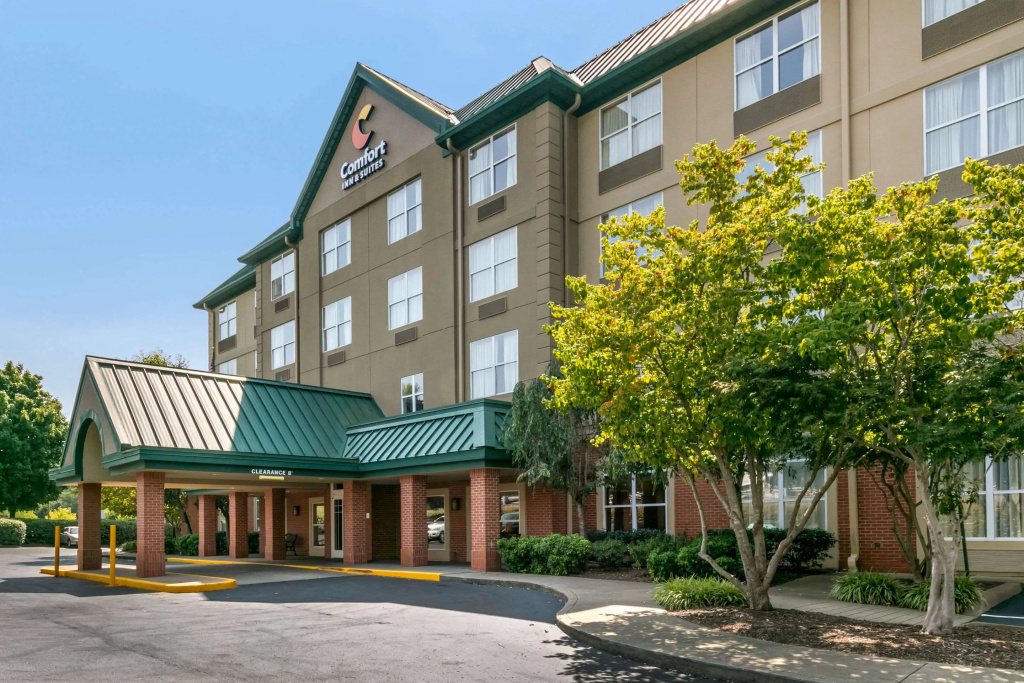 photo 1 of Comfort Inn & Suites Nashville Franklin Cool Springs