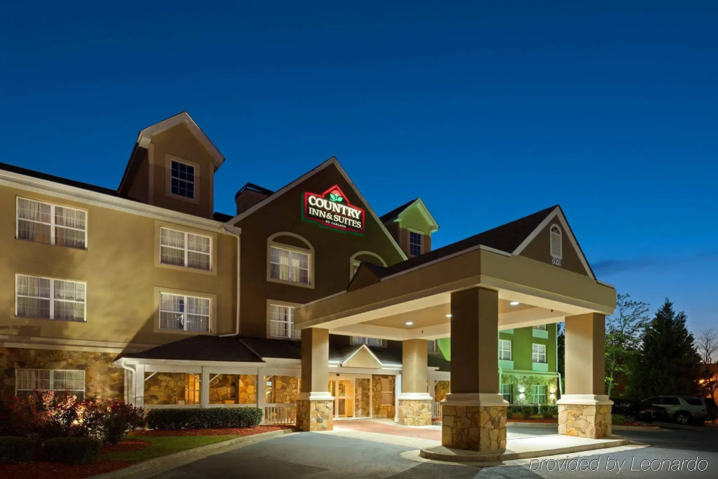 photo 1 of Country Inn & Suites by Radisson, Norcross, GA