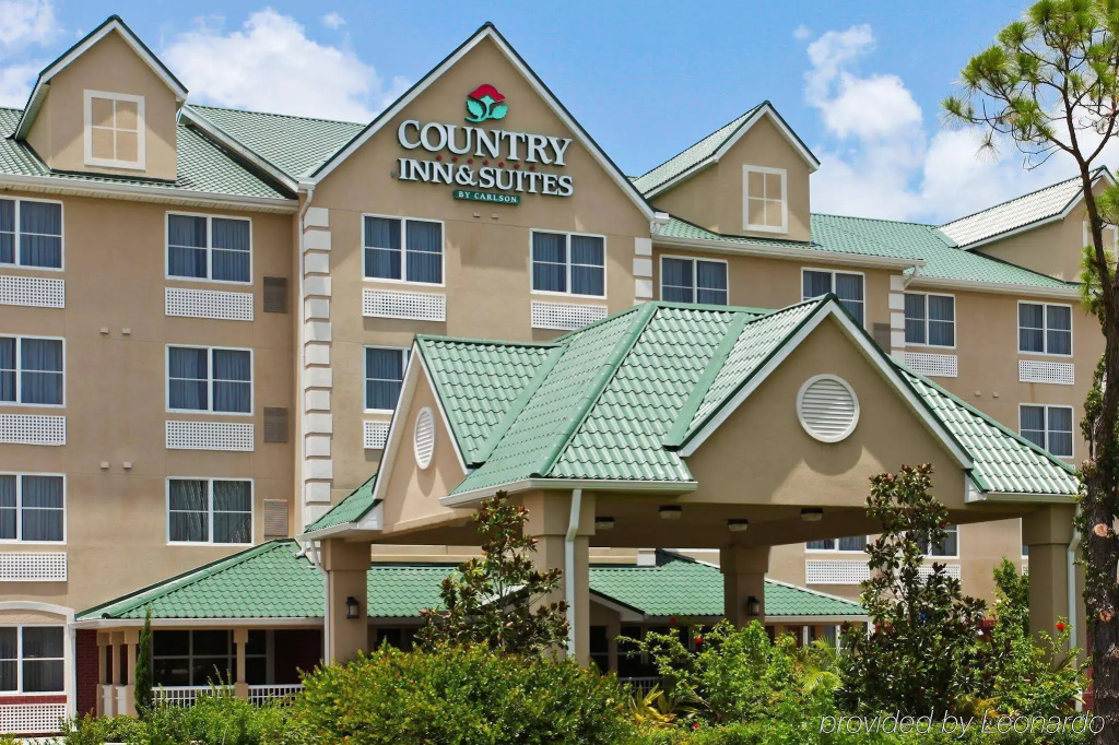 photo 1 of Country Inn & Suites by Radisson, Port Charlotte, FL
