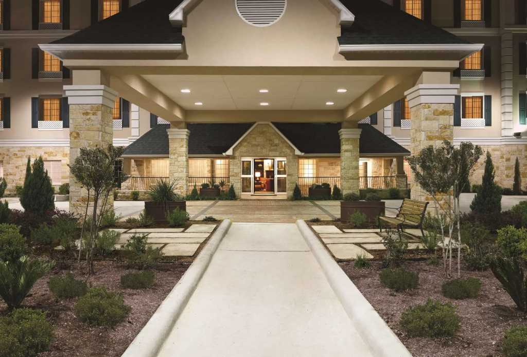 photo 1 of Country Inn & Suites by Radisson, San Marcos, TX