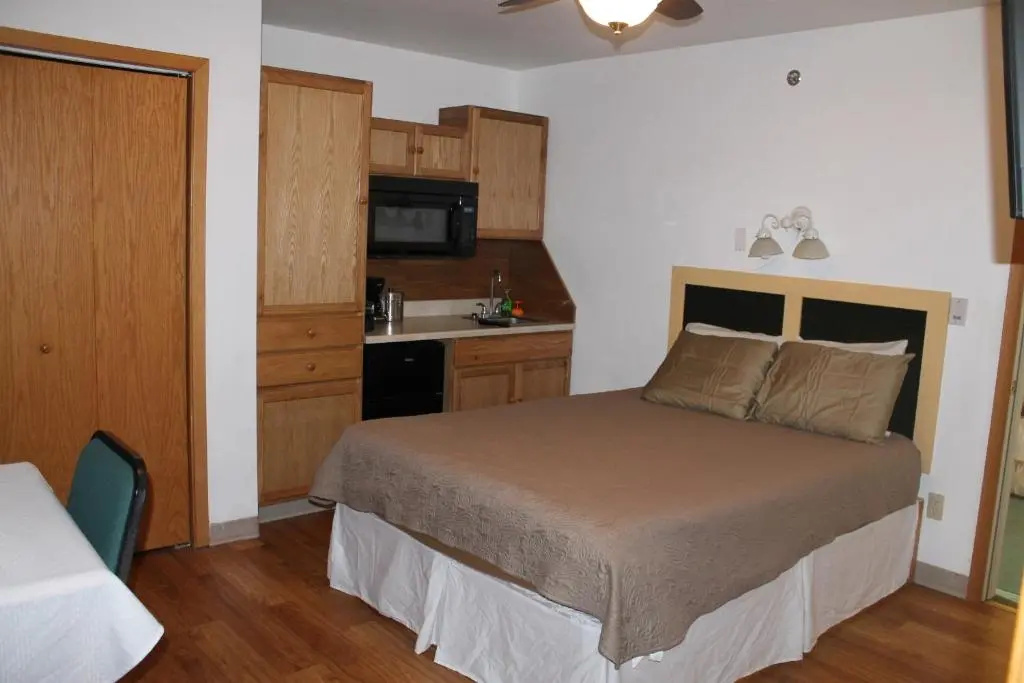 photo 1 of Country Inn