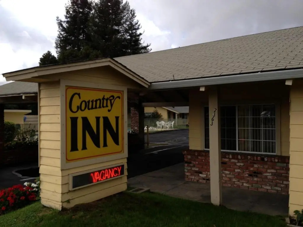 photo 1 of Country Inn