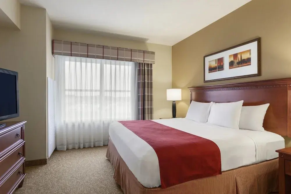 photo 1 of Country Inn and Suites By Carlson, Harrisburg at Union Deposit Rd, PA
