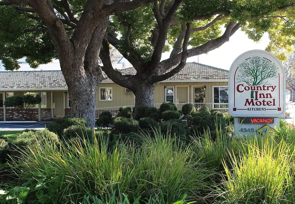 photo 1 of Country Inn Motel
