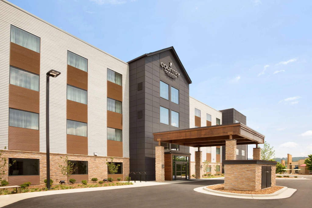 photo 1 of Country Inn & Suites by Radisson Asheville River Arts District