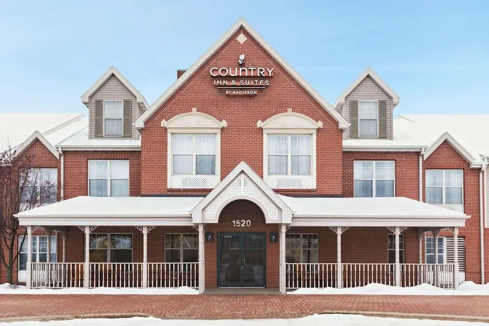 photo 1 of Country Inn And Suites By Radisson Wausau