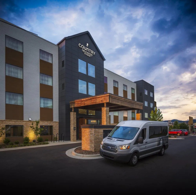 photo 1 of Country Inn & Suites By Radisson, Asheville Westga