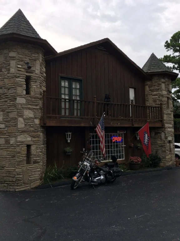 photo 1 of Country Mountain Inn