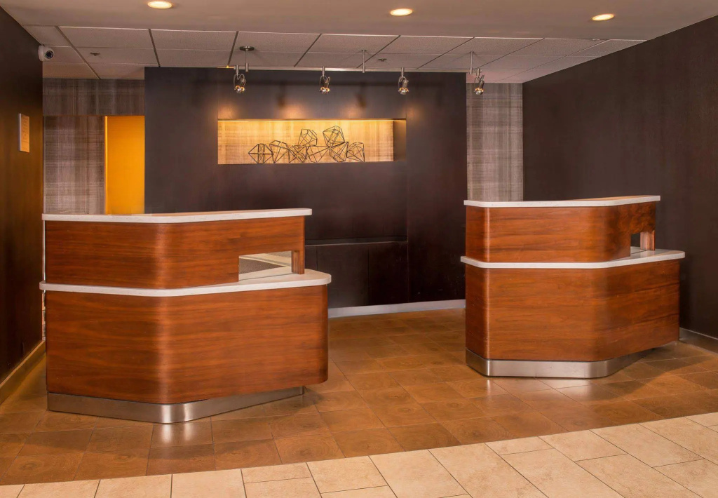 photo 1 of Sonesta Select Arlington Rosslyn